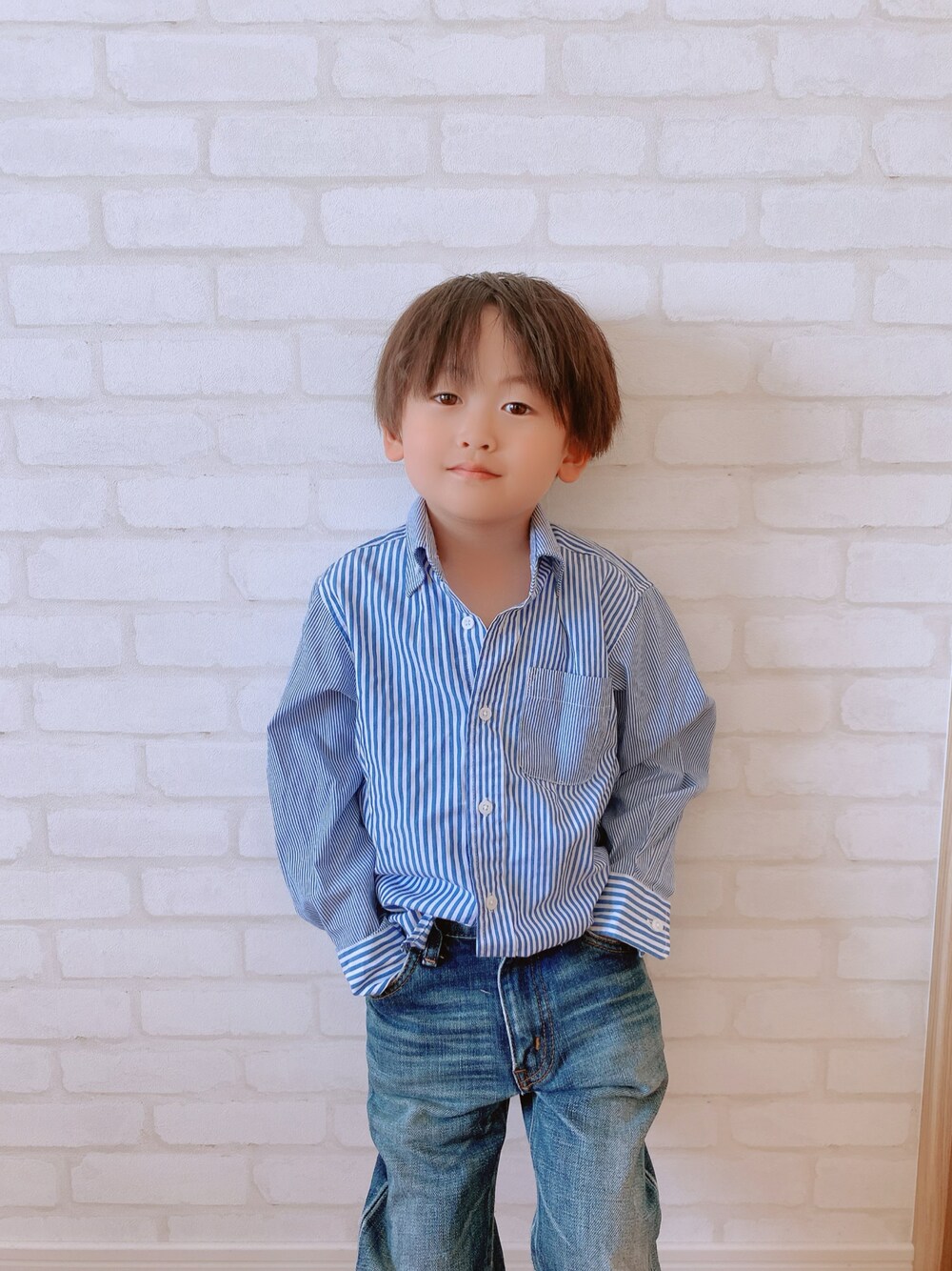 「初夏コーデ、ストライプシャツ」｜「shirts．のアイテム（シャツ/ブラウス、ブルー系）」を使った、enaaaさん（キッズ・110cm）の夏コーディネートの1枚目の写真