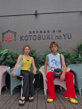 「ネットで購入のアイテム（キャミソール、イエロー系）」を使った、インスタ→bz178koshu48さん（レディース・160cm）の夏コーディネート