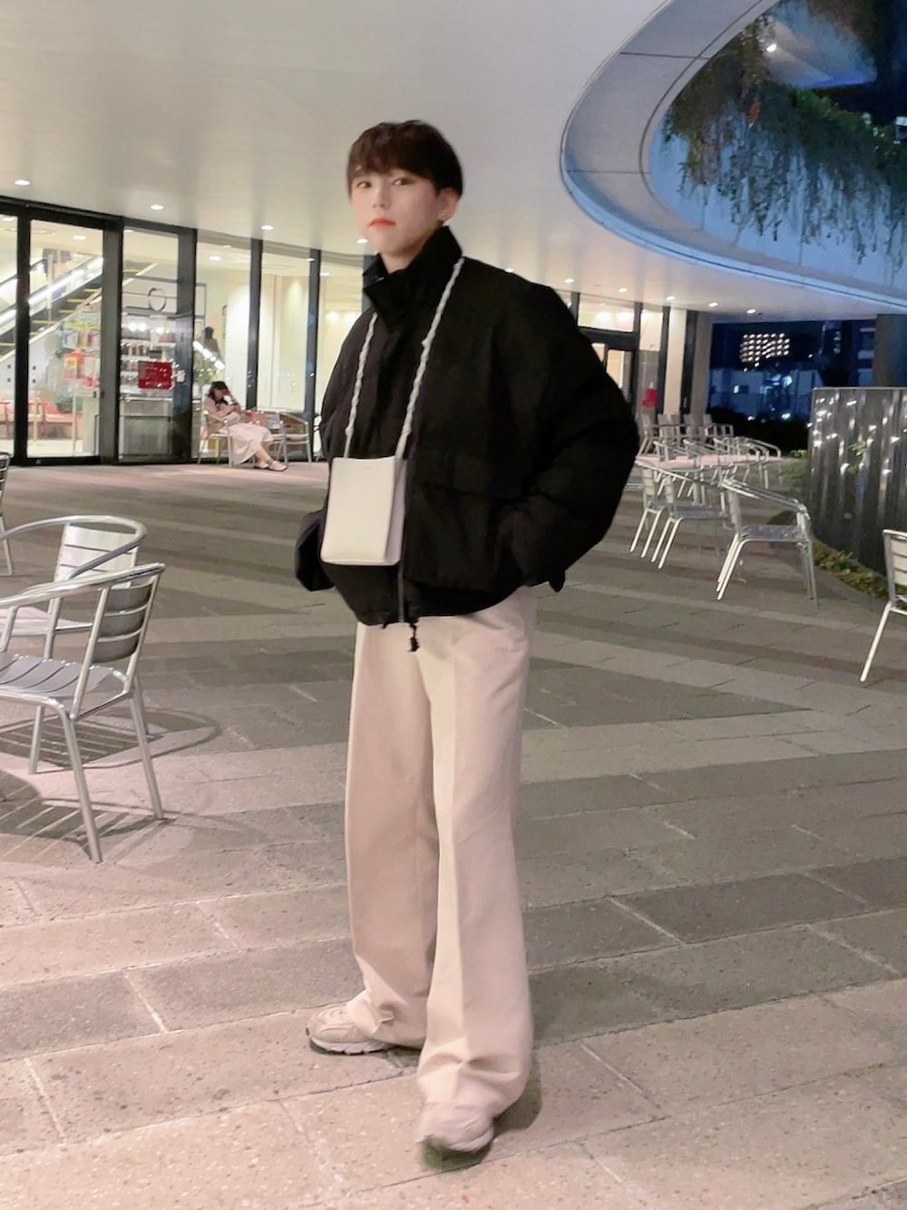 「メンズメイク、メンズコスメ、メイク男子、今日のコスメと服、ビッグシルエット、ワイドパンツ、ワイドスラックス、ダウン、ダウンジャケット、韓国ファッション、韓国コーデ、秋冬コーデ、冬アウター、新星WEARISTAにエントリー」｜「MASONPRINCEの【M.P Studios】【2019AW】ビッグシルエット  スウィング ダウンジャケット（ダウンジャケット/コート、ブラック系）」を使った、KAKERU さん（メンズ・170cm）の冬コーディネートの1枚目の写真