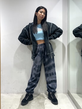 西端真由さん（レディース・158cm）の冬コーディネート