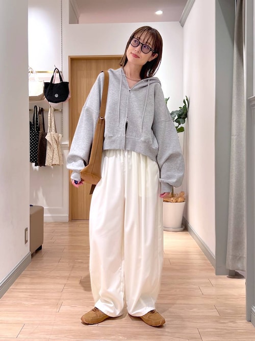 これまで使ってきたボールです イージーワイドコクーンパンツ 327286（その他パンツ）｜LOWRYS