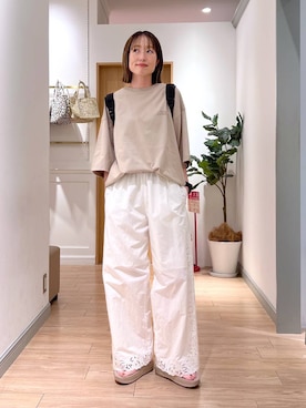 「LOWRYS FARM（ローリーズファーム）のカットワークレースパンツ　657446（その他パンツ、ホワイト系）」を使った、y_nさん（レディース・163cm）の春コーディネート