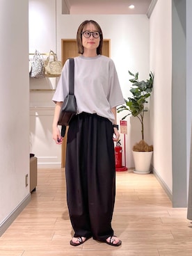「LOWRYS FARM（ローリーズファーム）のイージーワイドカーブパンツ 327286（その他パンツ、ブラック系）」を使った、y_nさん（レディース・163cm）の夏コーディネート