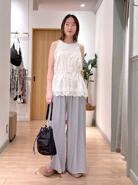 「LOWRYS FARM（ローリーズファーム）のレースサテンキャミ 1049036（キャミソール、ホワイト系）」を使った、y_nさん（レディース・163cm）の夏コーディネート
