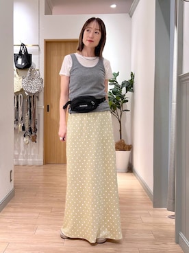 「LOWRYS FARM（ローリーズファーム）のＢＡＳＩＣシアータンク 1042099（タンクトップ、グレー系）」を使った、y_nさん（レディース・163cm）の夏コーディネート