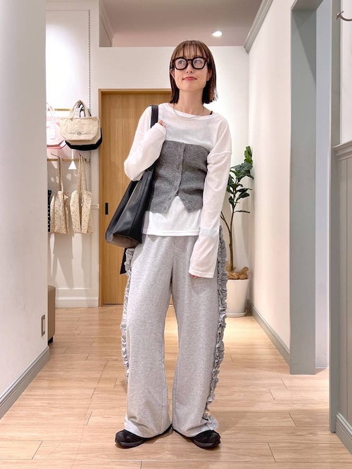 ローリーズファーム　MLBサイドフリルカットパンツ　ヤンキース LOWRYS FARM｜MLBサイドフリルカットパンツ | Rakuten Fashion
