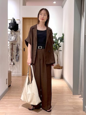 「LOWRYS FARM（ローリーズファーム）のスタイルＵＰクロスカップキャミ　100757（Tシャツ/カットソー、ブラック系）」を使った、y_nさん（レディース・163cm）の夏コーディネート