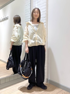 「LOWRYS FARM（ローリーズファーム）の【撥水・500mlペットボトル収納可】アミコード３ＷＡＹＢＡＧ 1051049（ショルダーバッグ、ブラック系）」を使った、y_nさん（レディース・163cm）の秋コーディネート