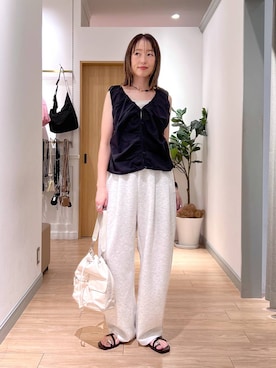 「LOWRYS FARM（ローリーズファーム）のスタイルＵＰクロスカップキャミ　100757（Tシャツ/カットソー、ホワイト系）」を使った、y_nさん（レディース・163cm）の夏コーディネート