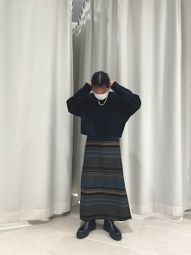 「KBF（ケイビーエフ）のアイテム（スカート、ブラック系）」を使った、ぶくろさん（レディース・150cm）の冬コーディネート