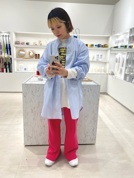 「KBF（ケイビーエフ）のスタンドカラーセパレートシャツ（シャツ/ブラウス、ブルー系）」を使った、ぶくろさん（レディース・150cm）の春コーディネート