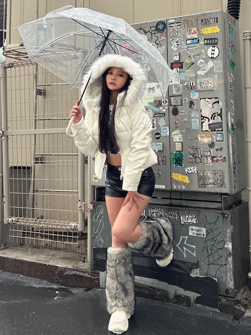 GDベルト付きフェイクレザーショートダウンコート（ダウンジャケット