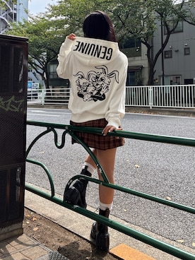 「GYDA（ジェイダ）のアイテム（パーカー）」を使った、harukaさん（レディース・157cm）の秋コーディネート