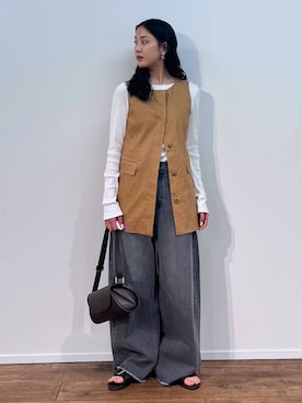 「BABYLONE（バビロン）のバレルレッグデニムパンツ（デニムパンツ）」を使った、MOMOKO_BABYLONEルミネ新宿さん（レディース・161cm）の春コーディネート