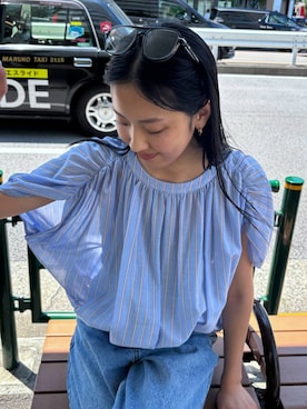 「BABYLONE（バビロン）のバレルレッグデニムパンツ（デニムパンツ）」を使った、MOMOKO_BABYLONEルミネ新宿さん（レディース・161cm）の夏コーディネート