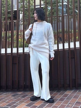 「BABYLONE（バビロン）のサイドゴアレザーブーツ（ブーツ）」を使った、MOMOKO_BABYLONEルミネ新宿さん（レディース・161cm）の冬コーディネート