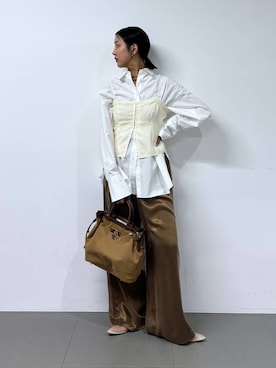 MOMOKO_BABYLONEルミネ新宿さんのコーディネート