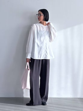 「BABYLONE（バビロン）のフラットレザーシューズ（パンプス、ブラック系）」を使った、MOMOKO_BABYLONEルミネ新宿さん（レディース・161cm）の春コーディネート