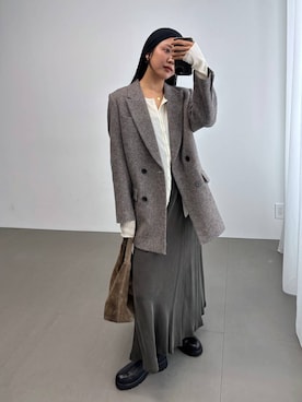 「BABYLONE（バビロン）のアイテム（スカート）」を使った、MOMOKO_BABYLONEルミネ新宿さん（レディース・161cm）の秋コーディネート