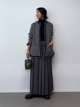 「BABYLONE（バビロン）のアイテム（スカート）」を使った、MOMOKO_BABYLONEルミネ新宿さん（レディース・161cm）の秋コーディネート