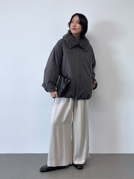 「MOHI（モヒ）の【MOHI】レザーローファー（ローファー、ブラック系）」を使った、MOMOKO_BABYLONEルミネ新宿さん（レディース・161cm）の秋コーディネート