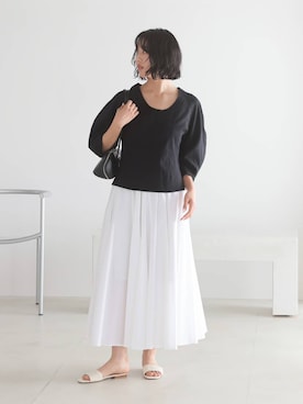 「ADD CULUMN（アドカラム）のアイテム」を使った、MOMOKO_BABYLONEルミネ新宿さん（レディース・161cm）の春コーディネート