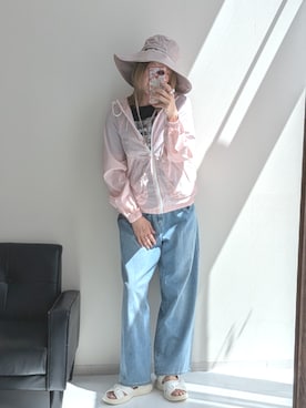 「nissen（ニッセン）の綿１００％ゆるシルエット超ワイドパンツ ［Soiunique］（デニムパンツ、ブルー系）」を使った、syuna__chanさん（レディース・164cm）の春コーディネート