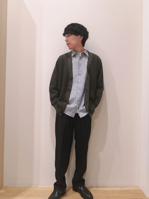 ストレッチツイル テーパードパンツ