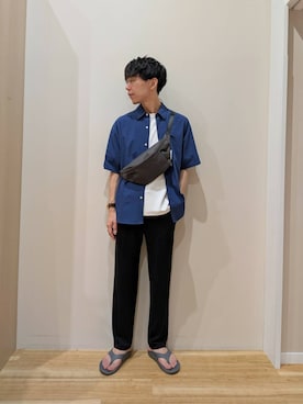 「URBANRESEARCH」｜「アイテム（スラックス）」を使った、takataさん（メンズ・173cm）の夏コーディネート