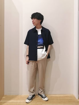 「URBANRESEARCH」｜「アイテム（スラックス）」を使った、takataさん（メンズ・173cm）の夏コーディネート