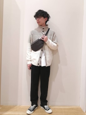 「URBANRESEARCH」｜「アイテム（スラックス）」を使った、takataさん（メンズ・173cm）の冬コーディネート