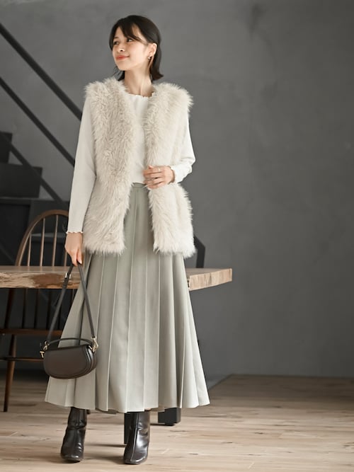 ラメ入りフェイクファーベスト（ベスト）｜rps（アールピーエス）の