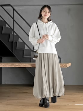 「rps（アールピーエス）のアイテム（スカート）」を使った、rps_freakさん（レディース・164cm）の秋コーディネート