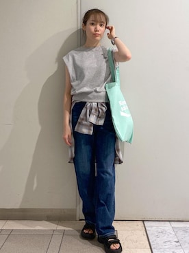 「アイテム（キーホルダー）」を使った、ゆたさん（レディース・155cm）の夏コーディネート