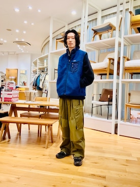 「URBAN RESEARCH DOORS（アーバンリサーチドアーズ）のpatagonia　Ms Classic Retro-X Vest（ベスト）」を使った、Naokiさん（メンズ・187cm）の冬コーディネート