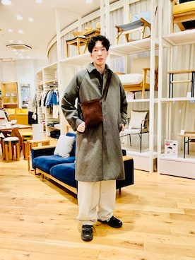 「アイテム（ステンカラーコート）」を使った、Naokiさん（メンズ・187cm）の冬コーディネート