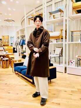 「アイテム（ステンカラーコート）」を使った、Naokiさん（メンズ・187cm）の冬コーディネート