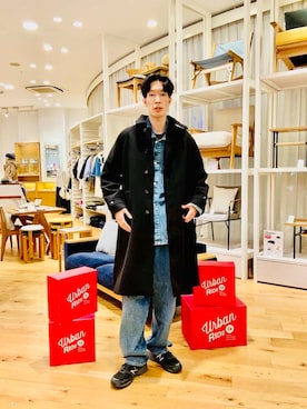 「アイテム（ステンカラーコート）」を使った、Naokiさん（メンズ・187cm）の冬コーディネート