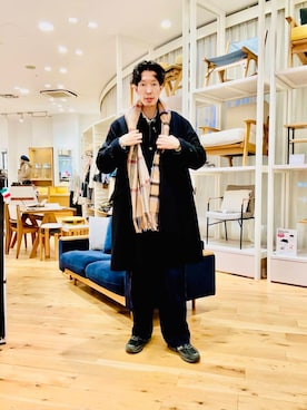 「アイテム（ストール/ショール）」を使った、Naokiさん（メンズ・187cm）の冬コーディネート