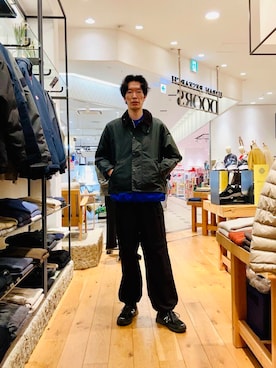 「バブアー」｜「アイテム（その他アウター）」を使った、Naokiさん（メンズ・187cm）の秋コーディネート