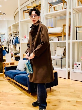 「アイテム（ステンカラーコート）」を使った、Naokiさん（メンズ・187cm）の冬コーディネート