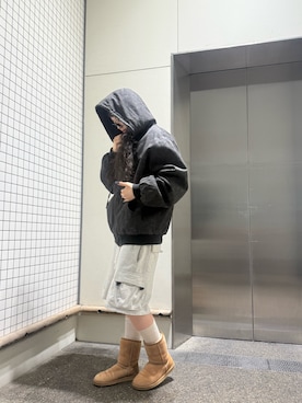 「WHITELAND（ホワイトランド）のアイテム（ジャケット/アウター）」を使った、白石 凜さん（レディース・164cm）の秋コーディネート