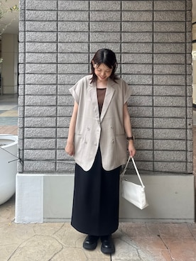 「ITEMS URBANRESEARCH（アイテムズ アーバンリサーチ）の『洗濯可』2WAYニットタンクトップ（ニット/セーター、ブラウン系）」を使った、ikumiさん（レディース・157cm）の夏コーディネート