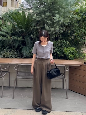 「ITEMS URBANRESEARCH（アイテムズ アーバンリサーチ）のアイテム（Tシャツ/カットソー）」を使った、ikumiさん（レディース・157cm）の夏コーディネート
