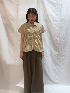 「ITEMS URBANRESEARCH（アイテムズ アーバンリサーチ）のアシメデザインベルトパンツ（その他パンツ、ブラウン系）」を使った、ikumiさん（レディース・157cm）の春コーディネート