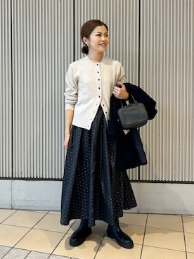 「アイテム（ボストンバッグ）」を使った、jimaさん（レディース・163cm）の秋コーディネート