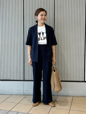 「URBAN RESEARCH DOORS（アーバンリサーチドアーズ）の『UR TECH』完声/涼フロントタックEZパンツ（その他パンツ、ブルー系）」を使った、jimaさん（レディース・163cm）の春コーディネート