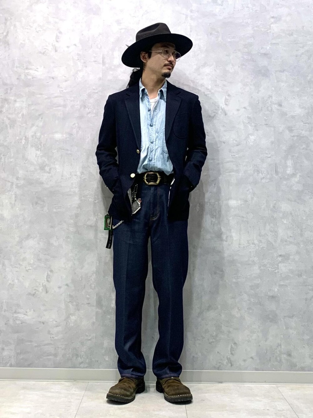 「NIKKE、BOWWOW、BuddyOptical、HIDAKA、25SS、adamjeanist、初春コーデ、春コーデ、初夏コーデ、初冬コーデ、冬コーデ、お仕事コーデ、デートコーデ、お出かけコーデ、ヴィンテージ」｜「ADAM ET ROPE'の【ADAM ET ROPE' JEANS -IMAG-】《NIKKE/ニッケ》デニム ストレートスラックス（デニムパンツ、ブルー系）」を使った、イケジさん（メンズ・171cm）の冬コーディネートの1枚目の写真