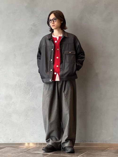 「ADAM ET ROPE'(アダムエロペ)のNIKKE デニムトラックジャケット / ADAM ET ROPE' JEANS(デニムジャケット)」を使った、kodai kanomataさん(メンズ・172cm)の秋コーディネート