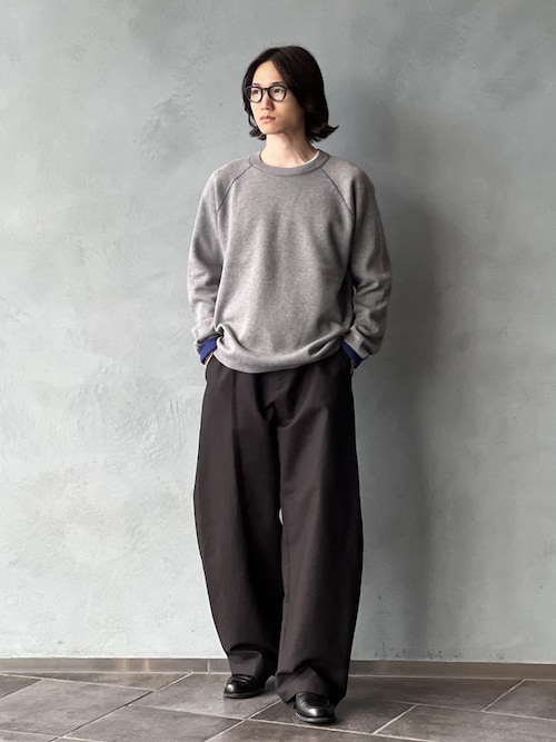 「ADAM ET ROPE'(アダムエロペ)のカシミヤブレンドリバーシブルCNニット(ニット/セーター)」を使った、kodai kanomataさん(メンズ・172cm)の秋コーディネート